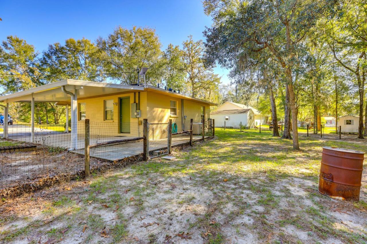 Williston Home With Yard 6 Mi To Devils Den Spring Ngoại thất bức ảnh