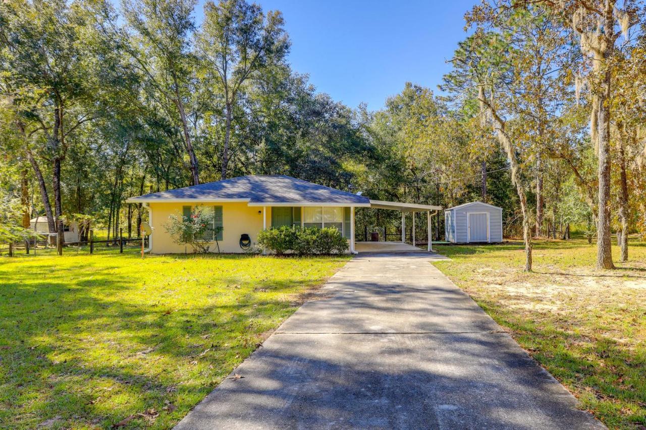 Williston Home With Yard 6 Mi To Devils Den Spring Ngoại thất bức ảnh